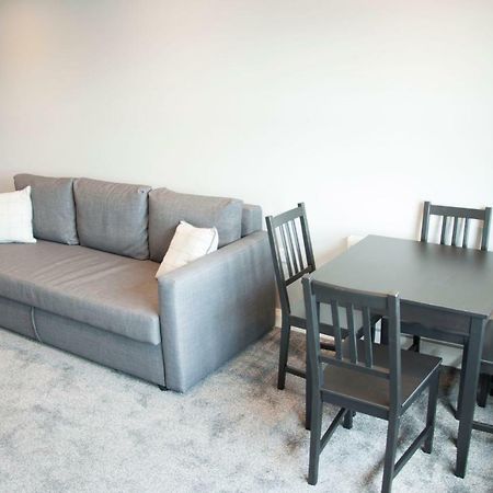 The Square Guest Apartment Stewartstown Buitenkant foto