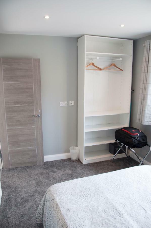 The Square Guest Apartment Stewartstown Buitenkant foto