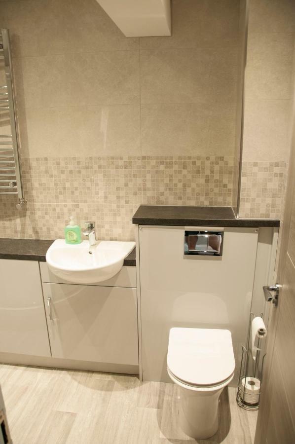 The Square Guest Apartment Stewartstown Buitenkant foto