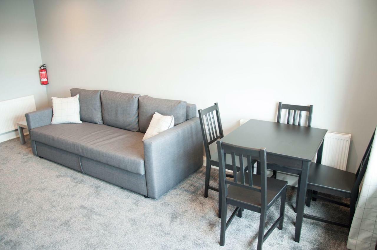 The Square Guest Apartment Stewartstown Buitenkant foto